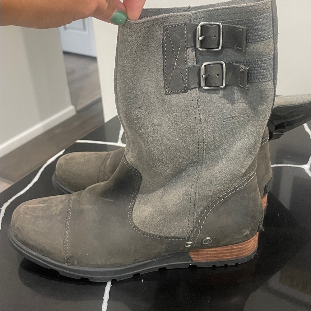 Sorel Women's Gray Ankle Boots